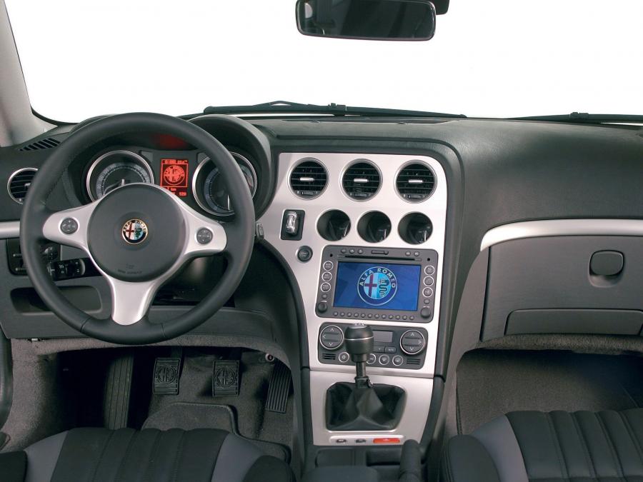  Alfa Romeo Brera 2005 года  (фото 6 из 153)